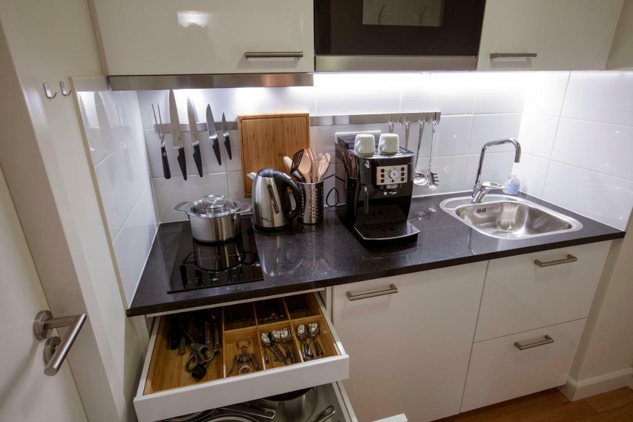 Central & Quiet Canal Apartment Amszterdam Kültér fotó